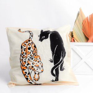 Iconium leopard printed Throw Pillow Covers